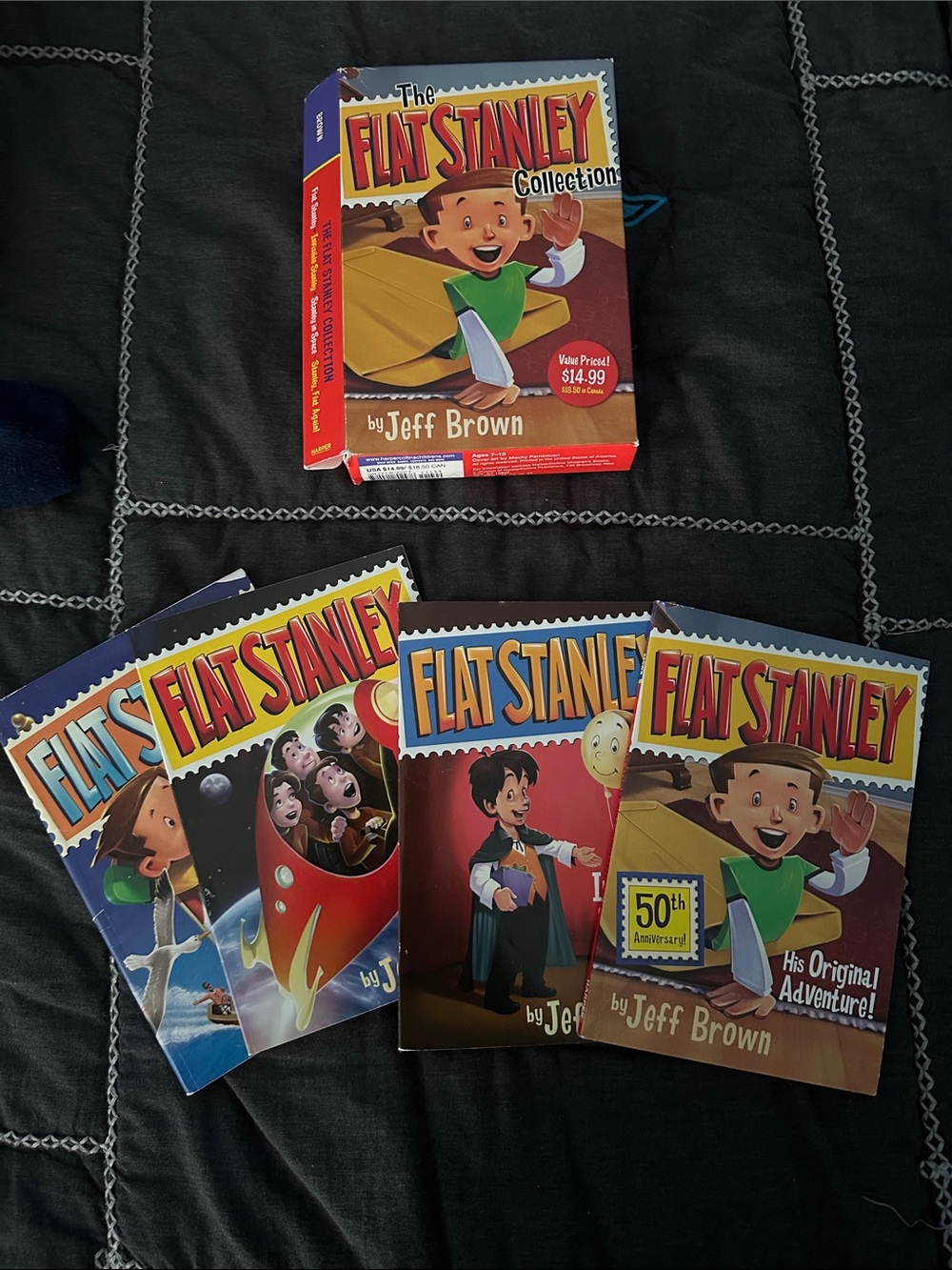 Chronicle Books Flat Stanley Collection - Red, Blue, Yellow, Green